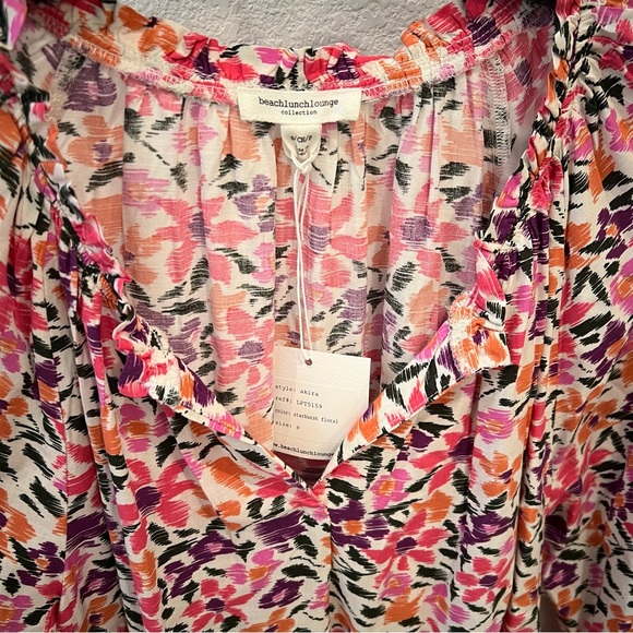 BEACHLUNCHLOUNGE Akira Floral Top - Picture 3 of 9
